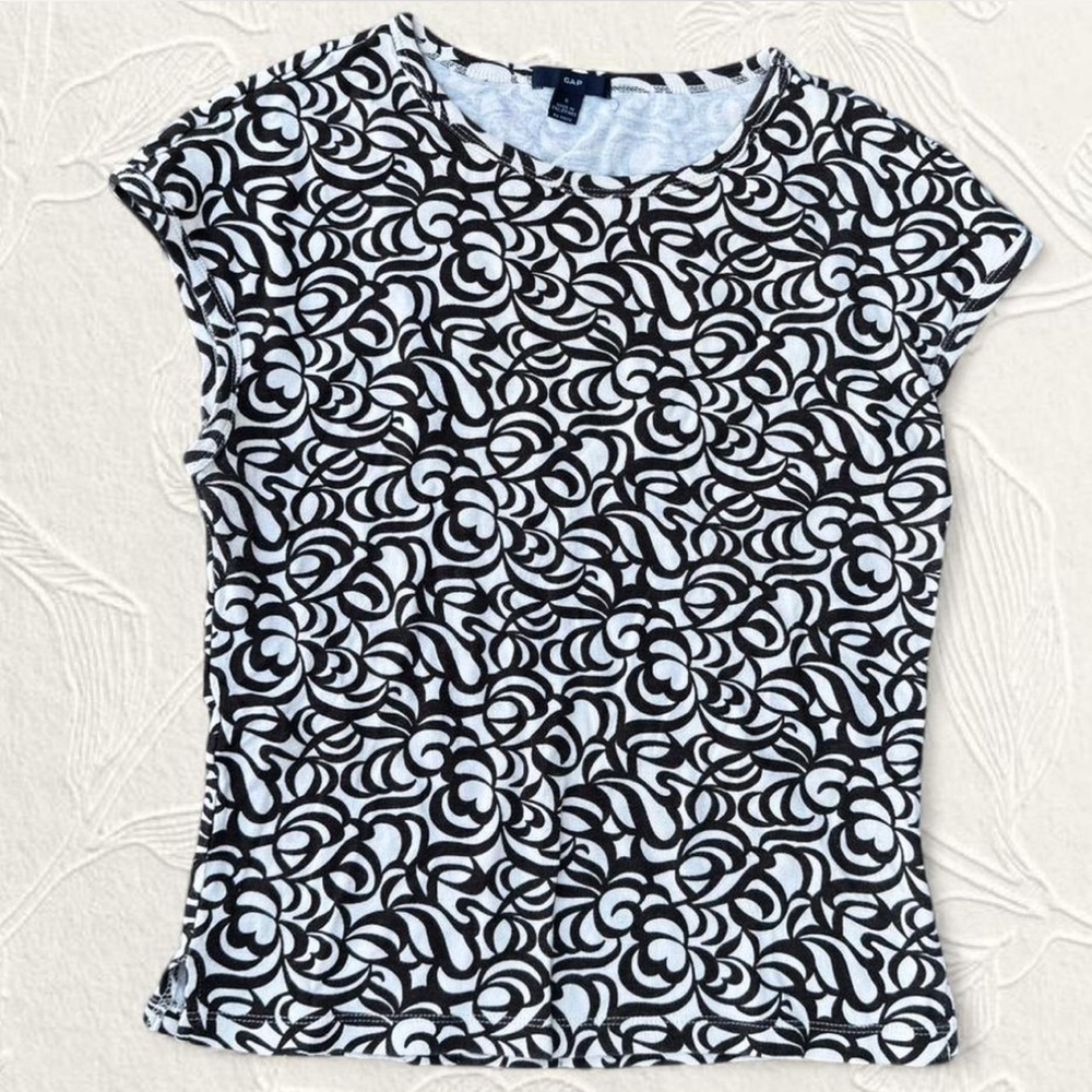 Vintage GAP white fitted tshirt brown patterns size S